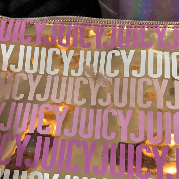 A pair of Juicy Couture Cosmetic Bags - Picture 12 of 12